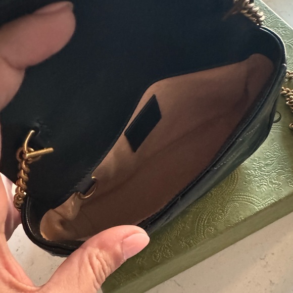 Gucci marmont super mini in black. - Picture 3 of 3